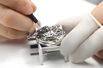 海口劳力士不动了维修