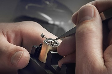 海口劳力士表走快维修多少钱